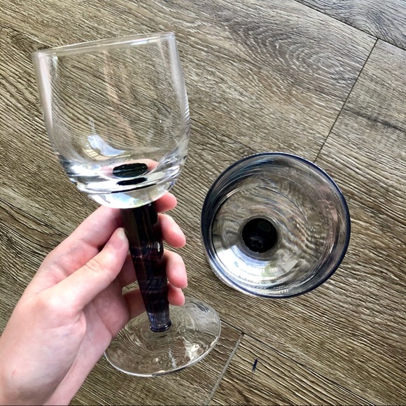 Clear Wine Glasses / Goblets with Purple Stems - Picture 4 of 8